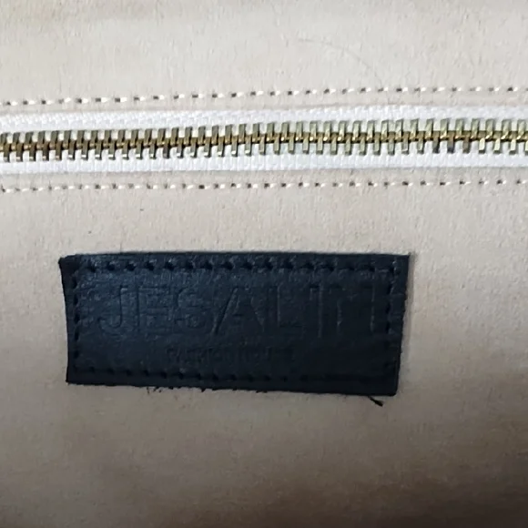 NEW Leather Black Kisslock "Sette" Clutch with Gold Accents By Jesalin - Picture 5 of 8